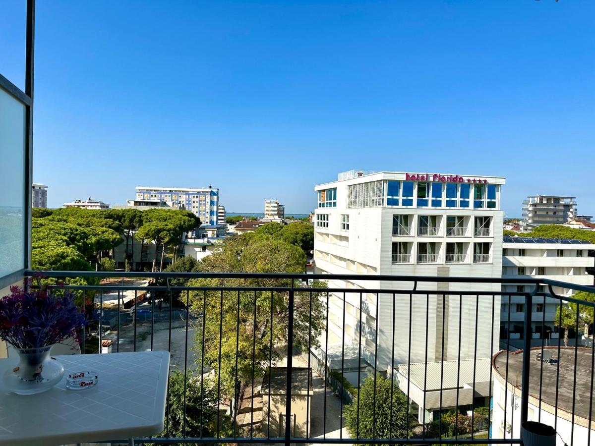 Beach Front Apartment Sabbiadoro Lignano Sabbiadoro Exterior foto