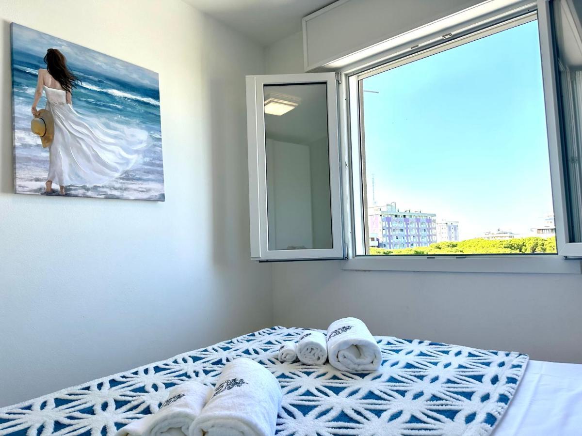 Beach Front Apartment Sabbiadoro Lignano Sabbiadoro Exterior foto
