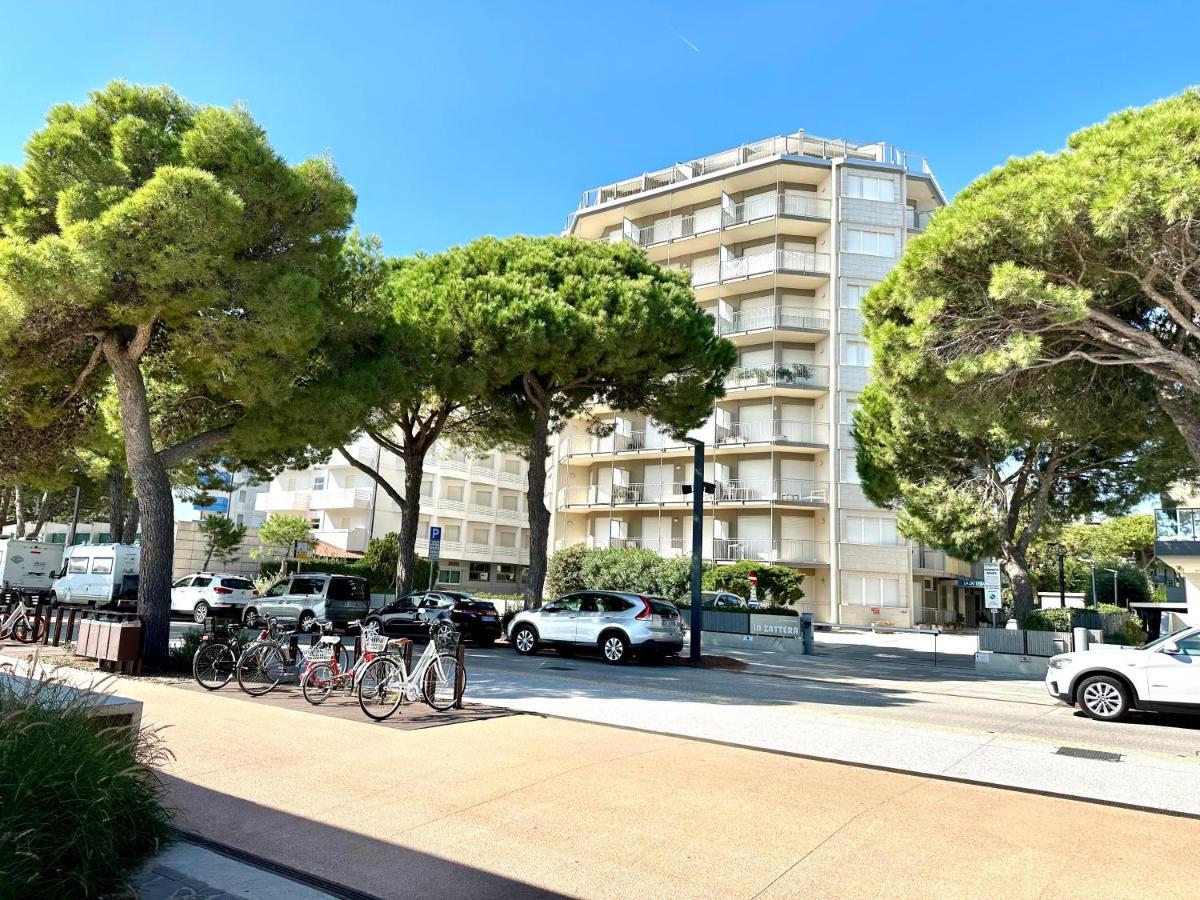 Beach Front Apartment Sabbiadoro Lignano Sabbiadoro Exterior foto